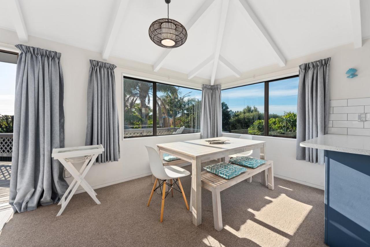The Blue Beach House Mount Maunganui Exteriör bild