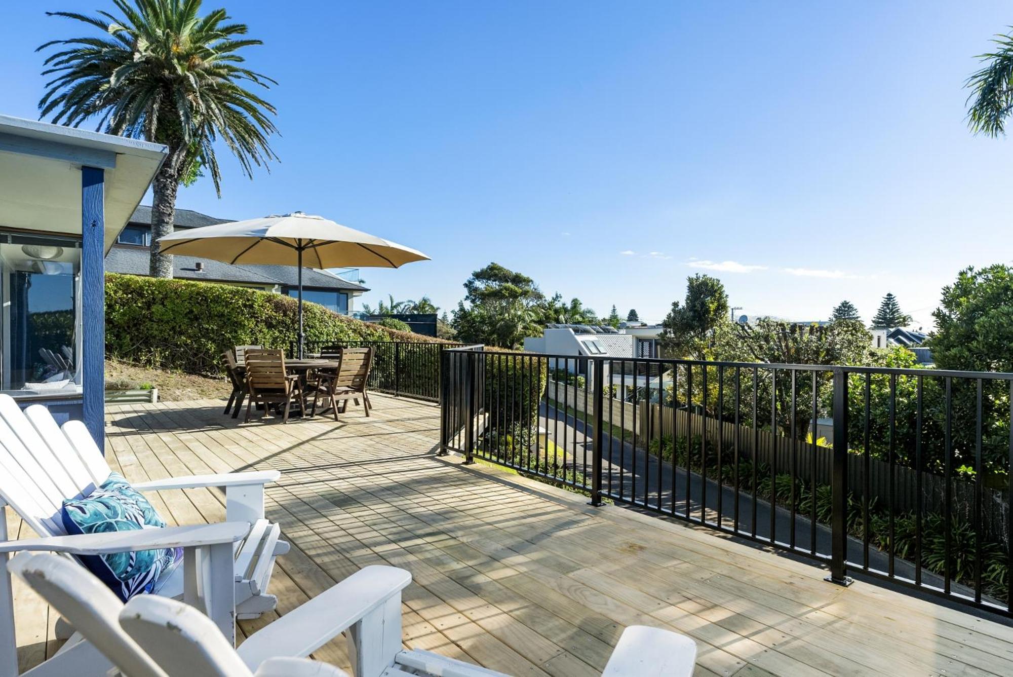 The Blue Beach House Mount Maunganui Exteriör bild